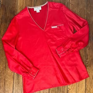 Gloria Vanderbilt women’s vintage top 80s Red Silk v-neck Top blouse size 10